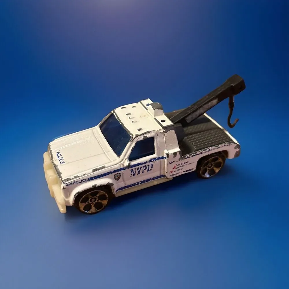 Realtoy NYPD Police Tow Truck Wrecker Big Rims Rescue City